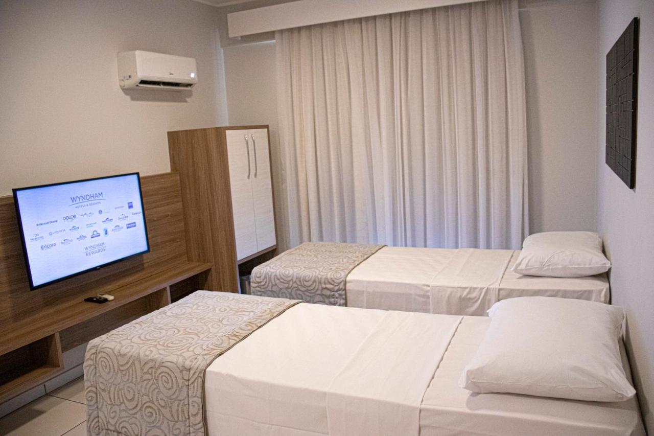 Wyndham Olimpia Royal Hotels Luaran gambar