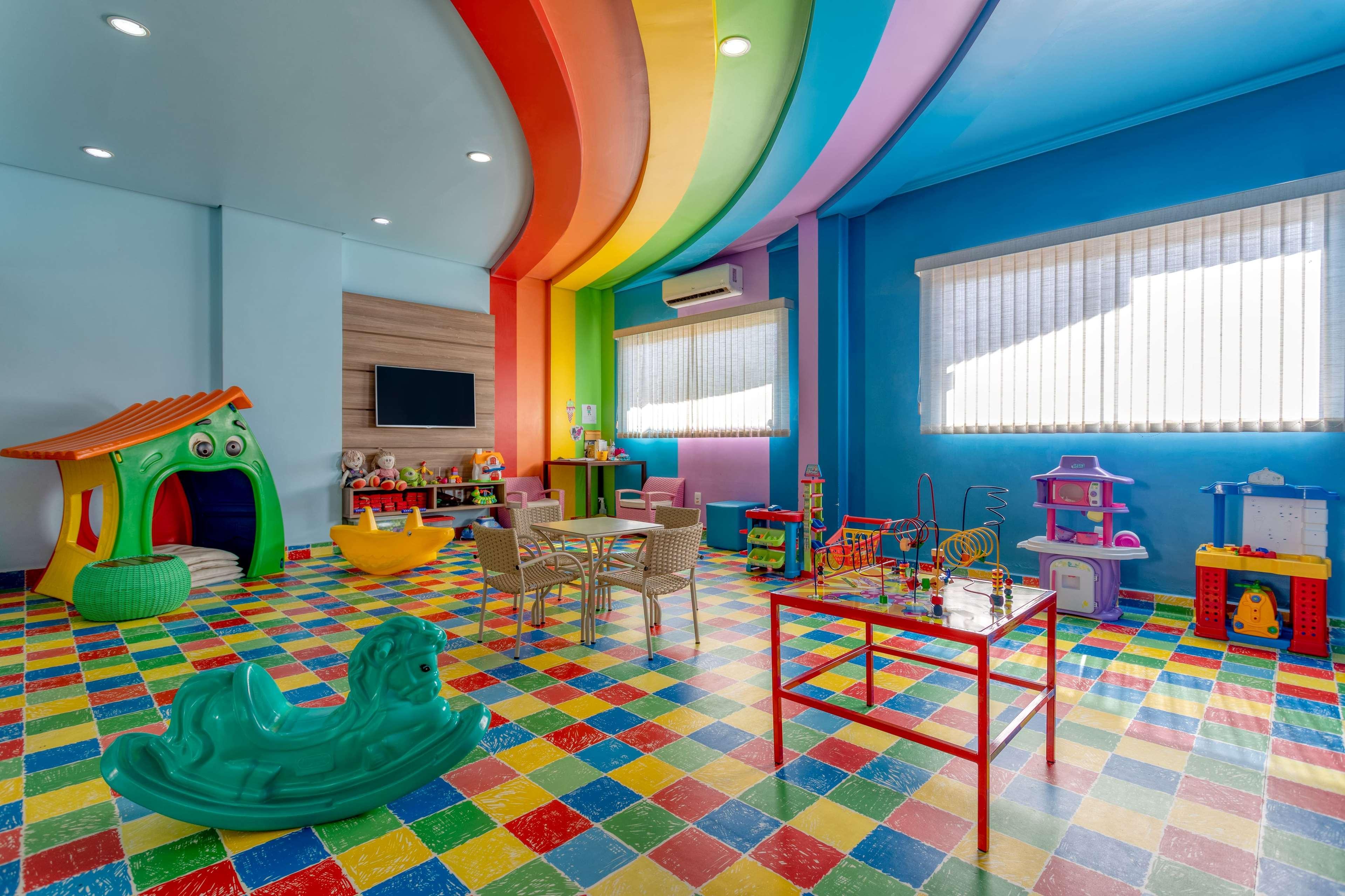 Wyndham Olimpia Royal Hotels Luaran gambar A nursery in Thailand