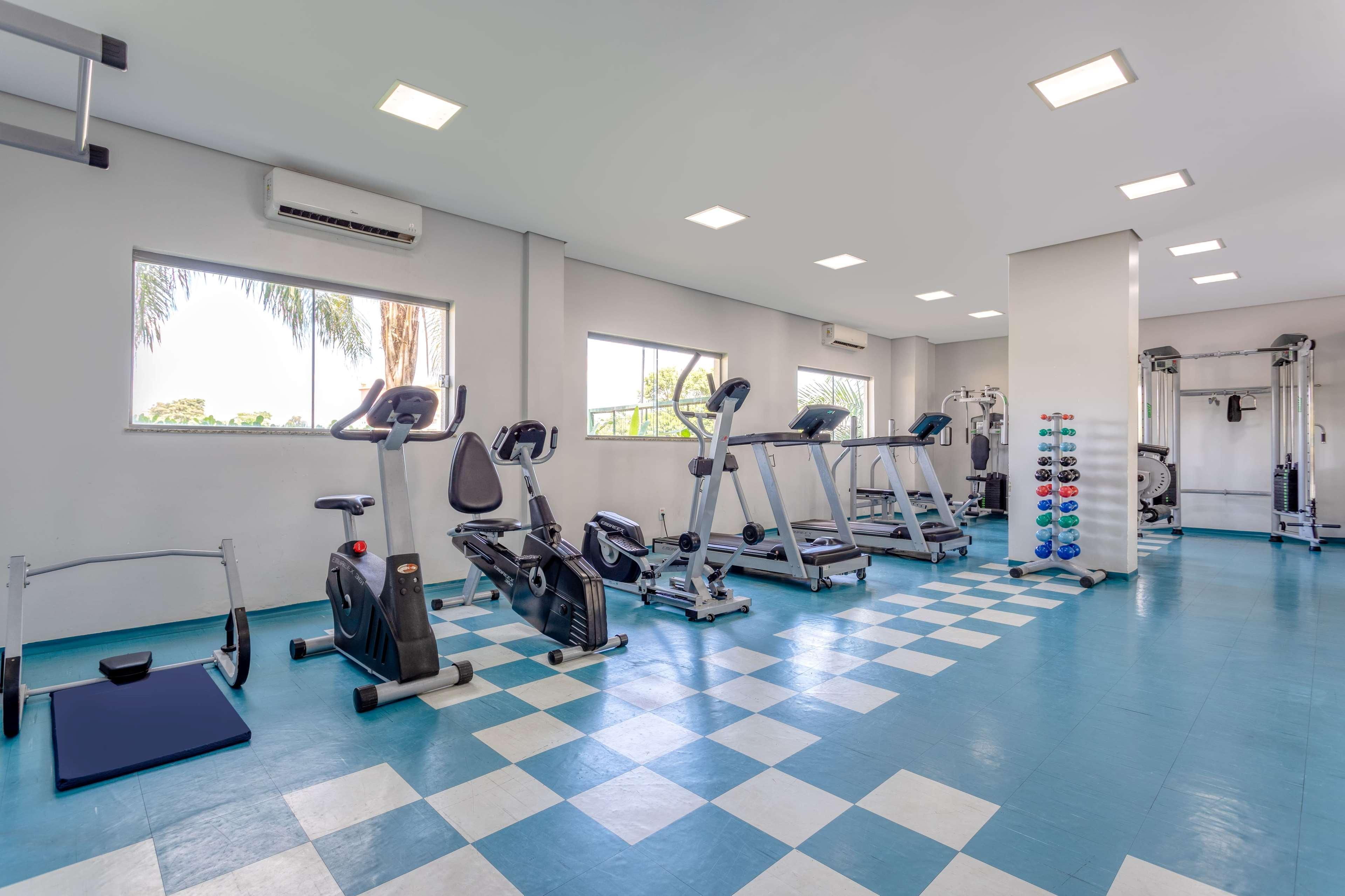 Wyndham Olimpia Royal Hotels Luaran gambar The gym