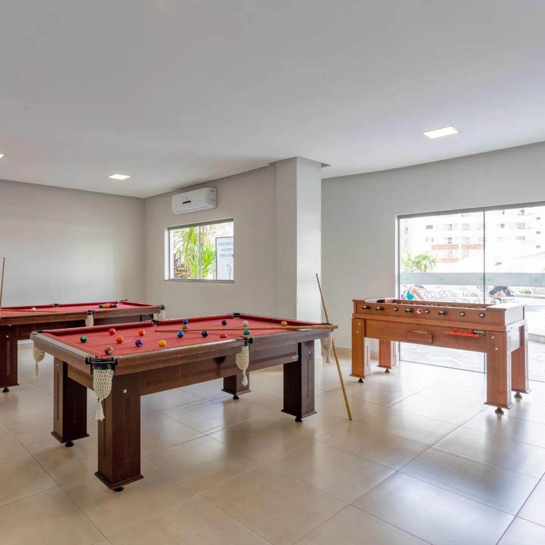 Wyndham Olimpia Royal Hotels Luaran gambar A pool table and a foosball table