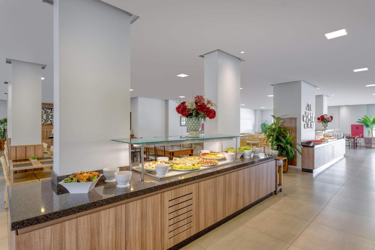 Wyndham Olimpia Royal Hotels Luaran gambar Restaurant